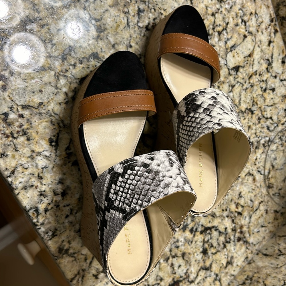 Just Like New Marc Fisher sandals
